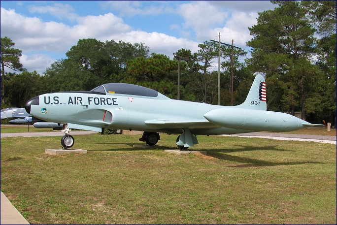 aviation photography,
 T-33 trainer aircraft